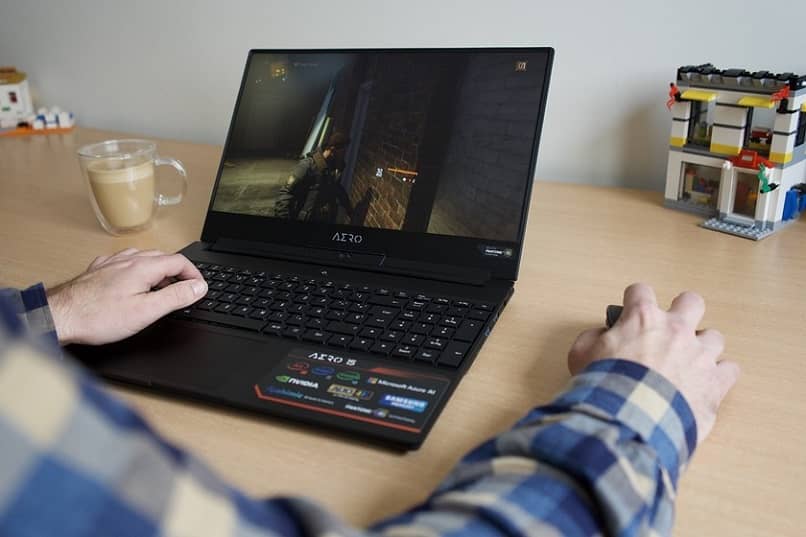 portatil con intel core en el mercado