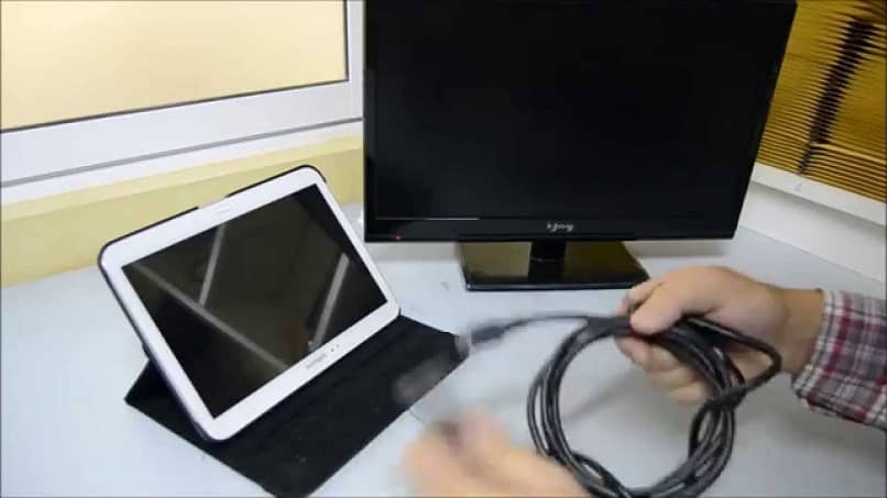 conectar tablet a television